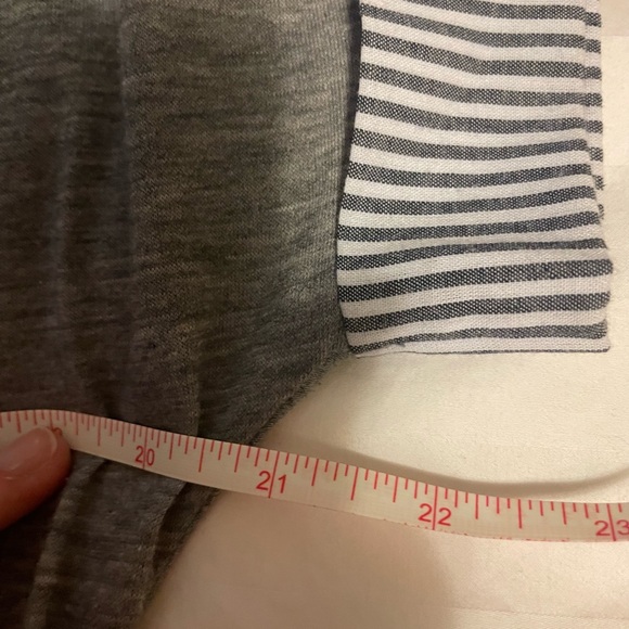 PER SEPTION CONCEPTS Gray Top - Picture 4 of 5